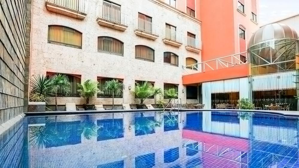 Hotel Celta Zapopan Exteriér fotografie