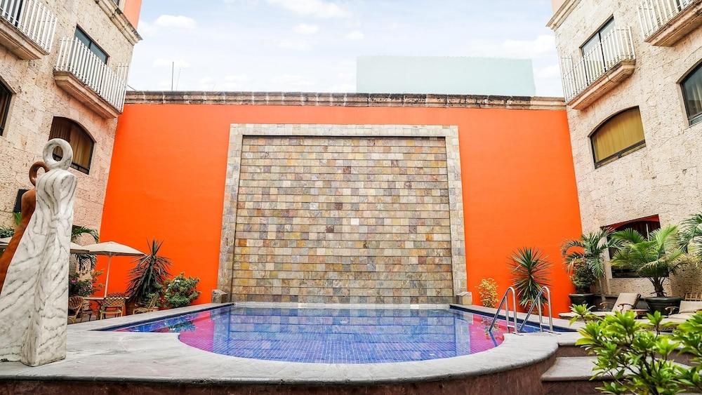 Hotel Celta Zapopan Exteriér fotografie