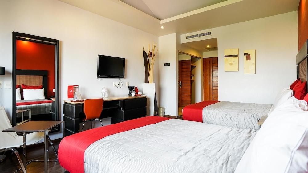 Hotel Celta Zapopan Exteriér fotografie
